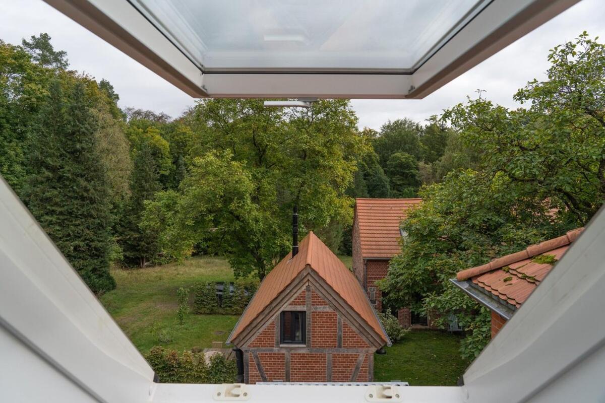 Wald- Und Seeidyll Im Historischen Forsthaus นอยรุพพิน ภายนอก รูปภาพ